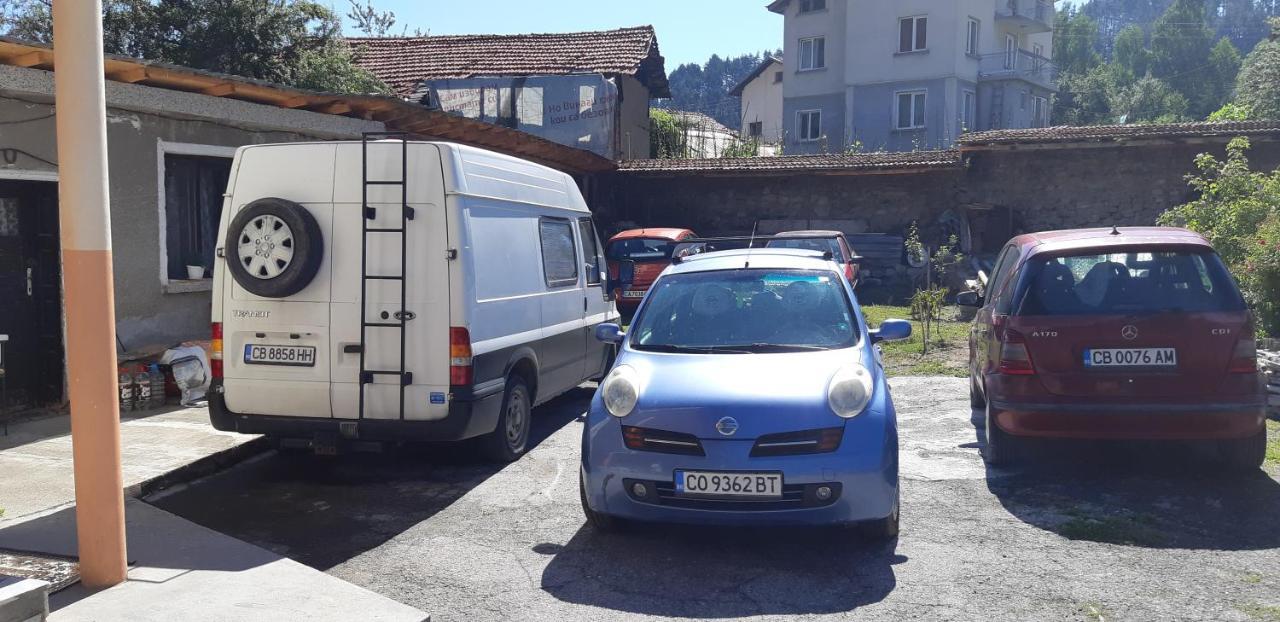 Family Hotel Ecorelax Madzhare Dış mekan fotoğraf
